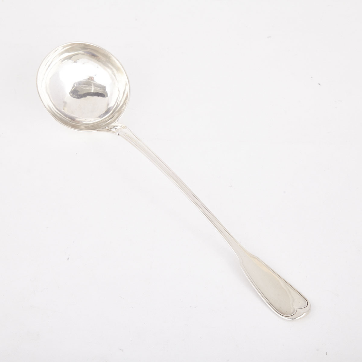 French Silver Fiddle and Thread Pattern Soup Ladle, Bordeaux, 1775-81