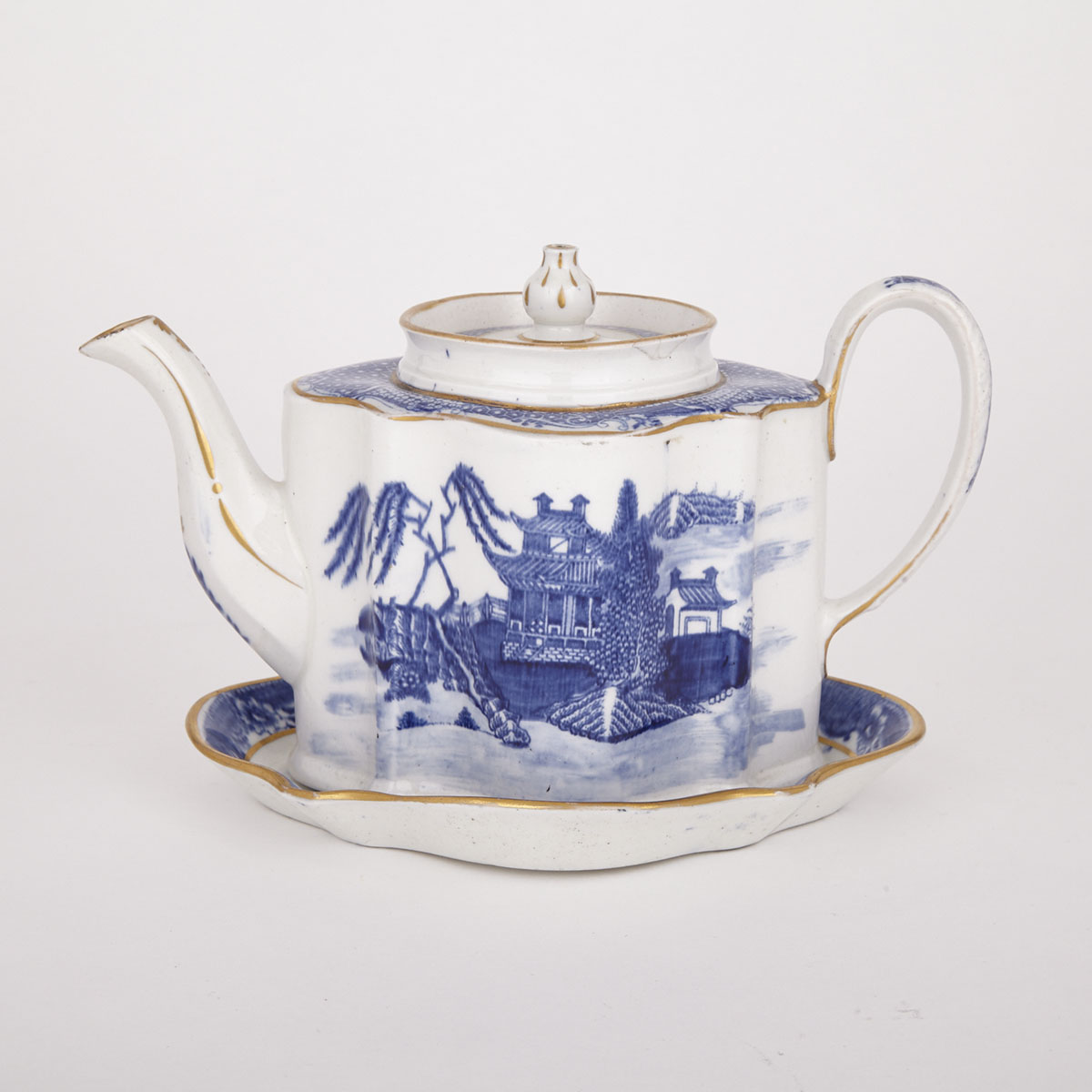 New Hall Blue Printed Teapot and Stand, c.1800