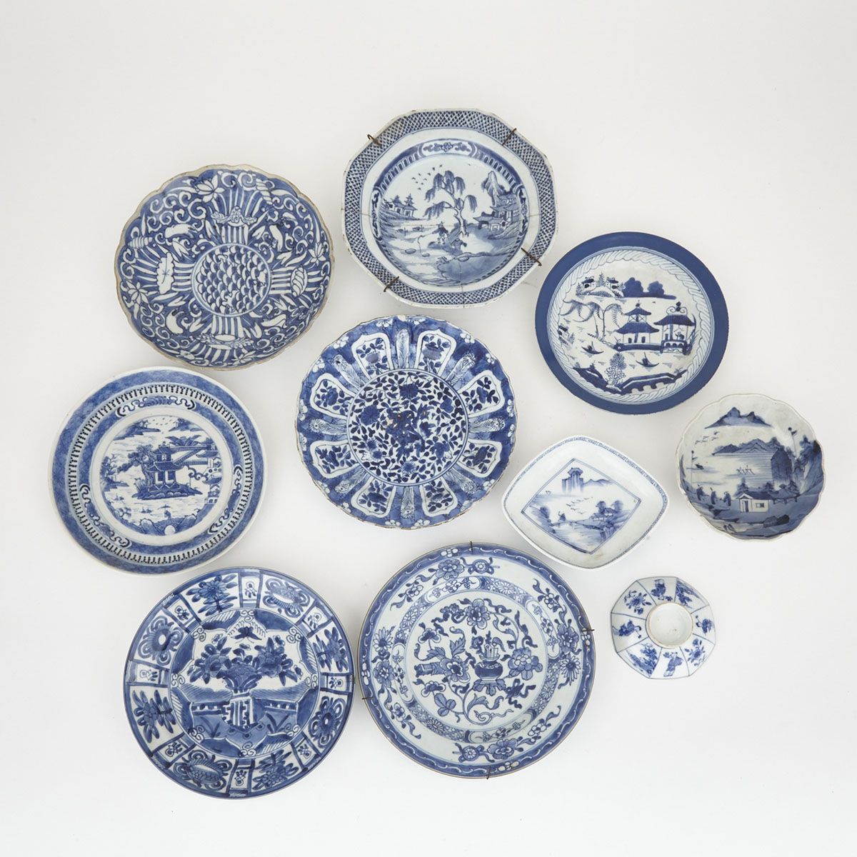 A Group of Ten Blue and White Dishes, 18th/19th Century 