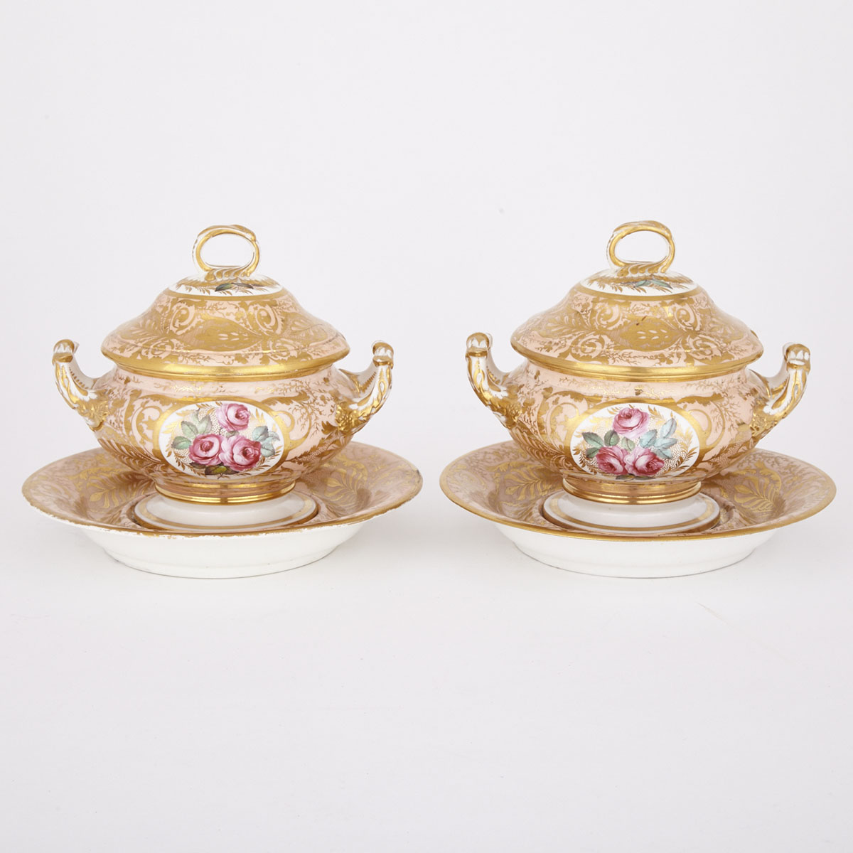 Pair of Derby Apricot and Gilt Ground Covered Sauce Tureens and Stands, c.1810