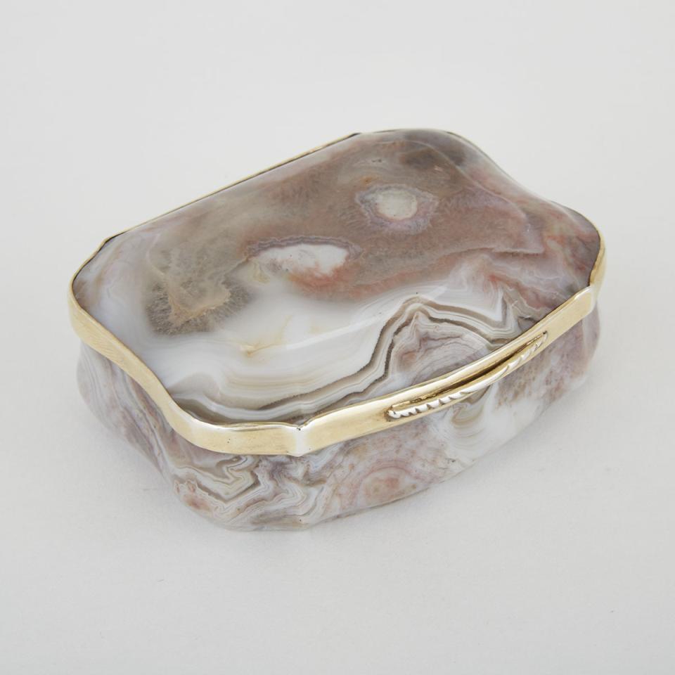 Silver-Gilt Mounted Banded Agate Snuff Box, early 19th century