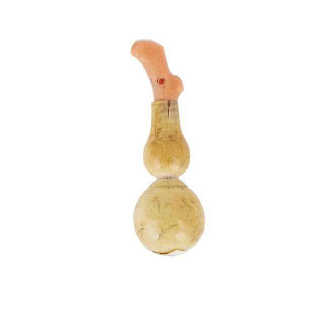 A Rare Miniature Double-Gourd Ivory Snuff Bottle, 19th Century