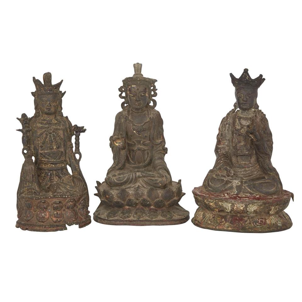 Set of Three Parcel Gilt Lacquered Seated Bronze Buddha, Ming Dynasty