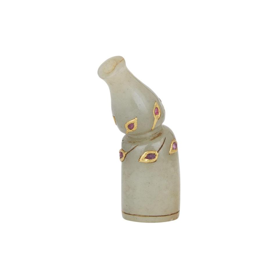 An Embellished Mughal Celadon Jade Mouthpiece, 19th Century or Earlier