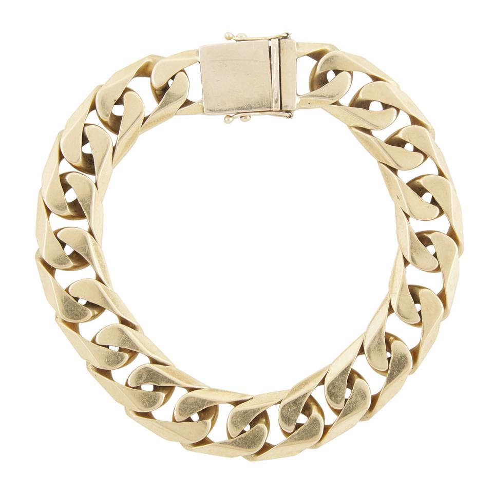 18k Yellow Gold Rectangular Curb Link Bracelet