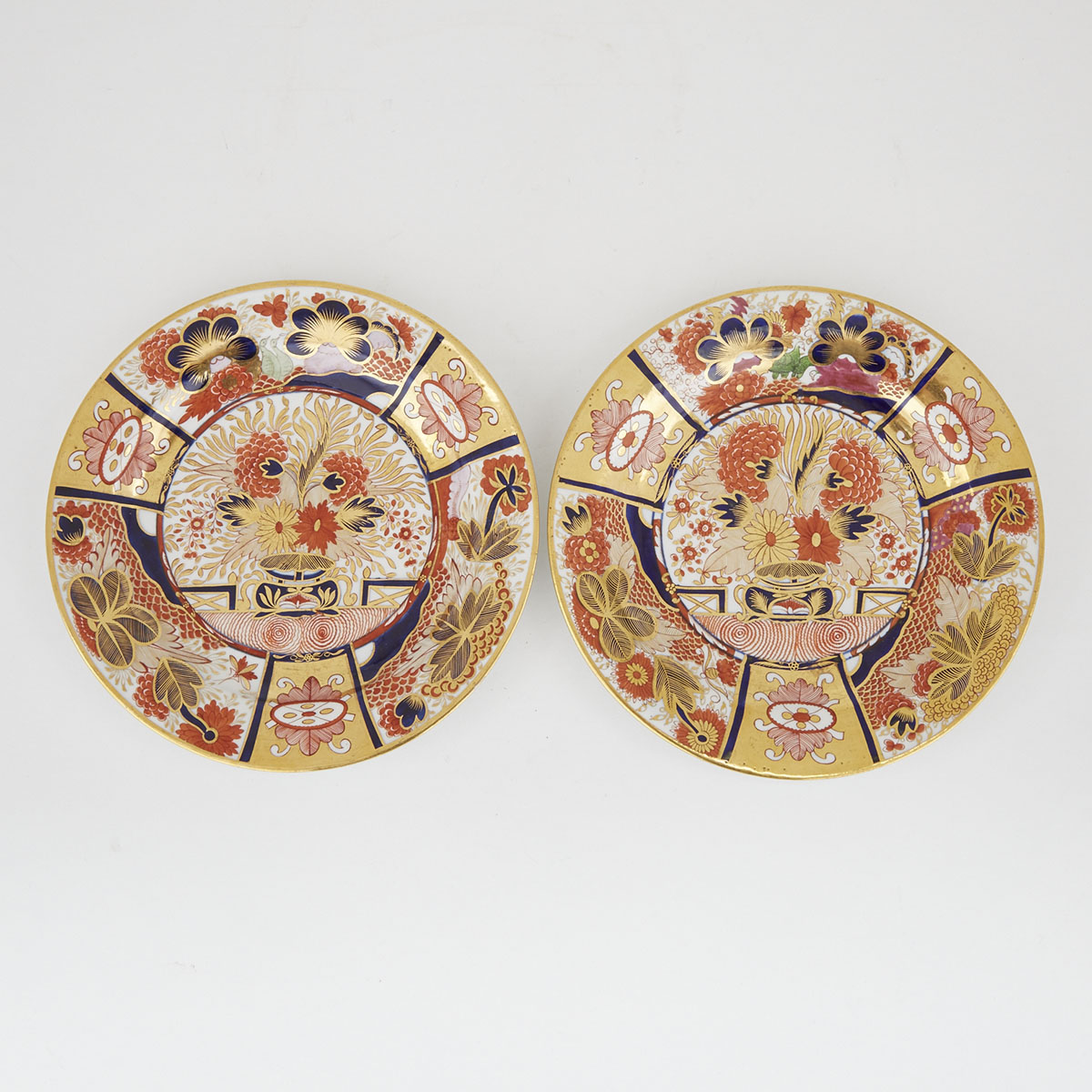 Pair of Chamberlains Worcester Japan Pattern Plates, c.1810