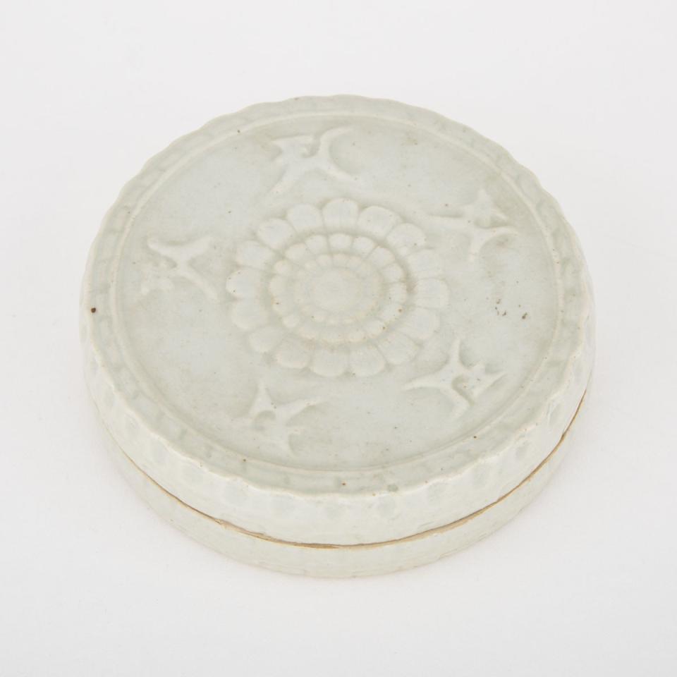 A Porcelain Cosmetic Box, Song Dynasty or Later