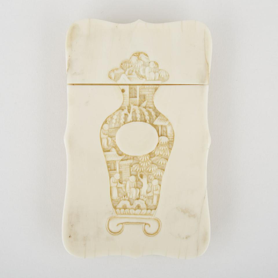 A Mid-Sized Carved Ivory Card Case with Landscape, Early 20th Century