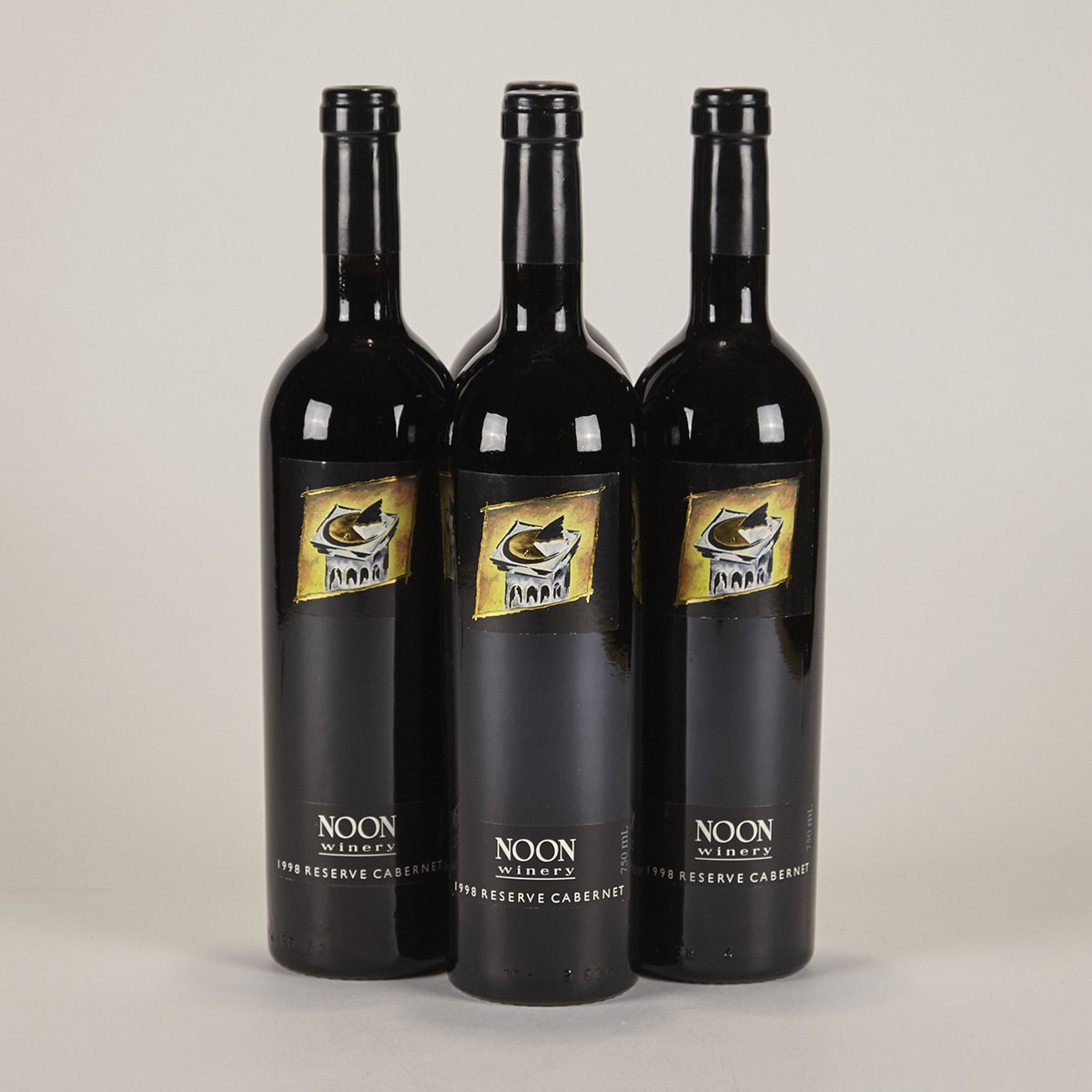 NOON WINERY RESERVE CABERNET 1998 (4)