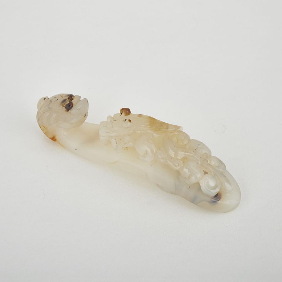 An Agate Carved Belthook, 19th Century