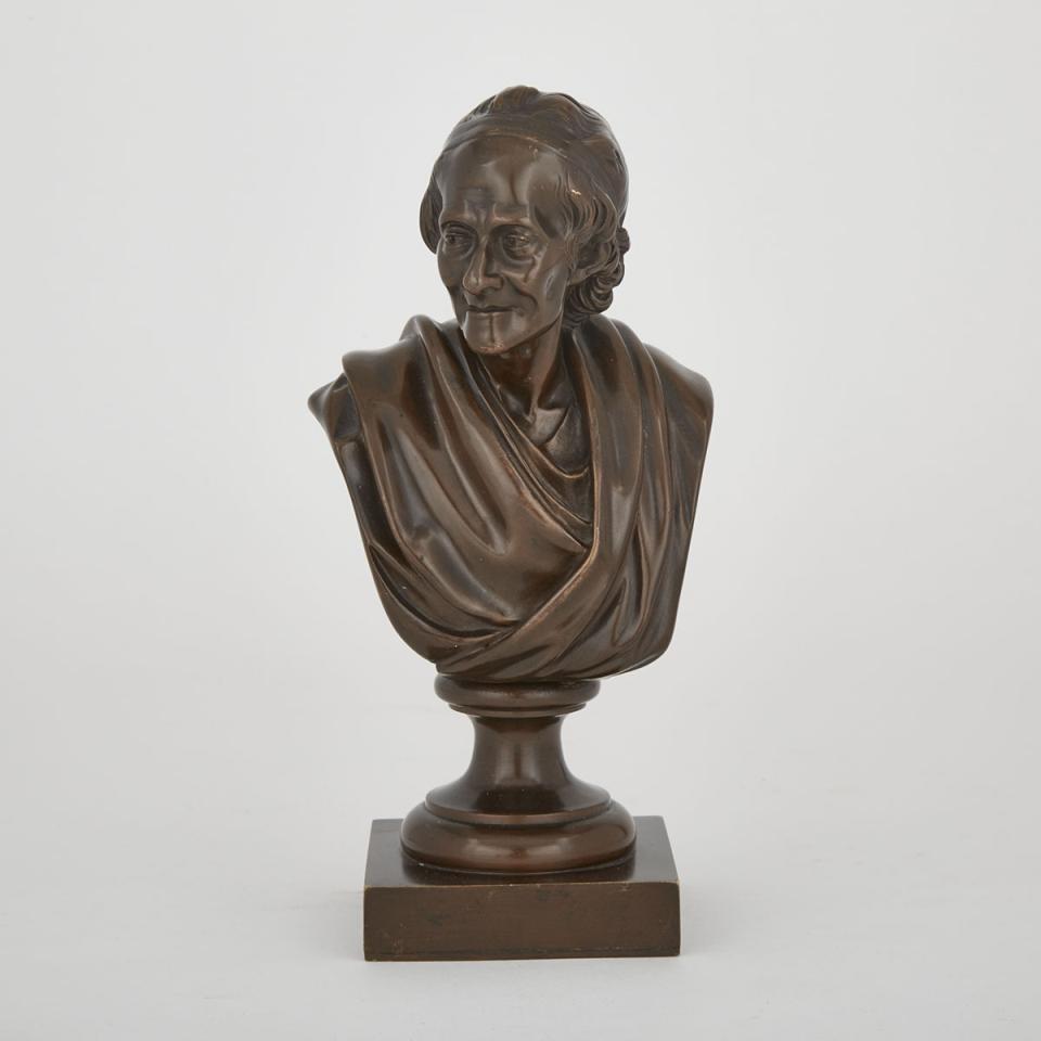 Small Patinated Bronze Bust of Voltaire, after the model by Jean Antoine Houdon, 19th century