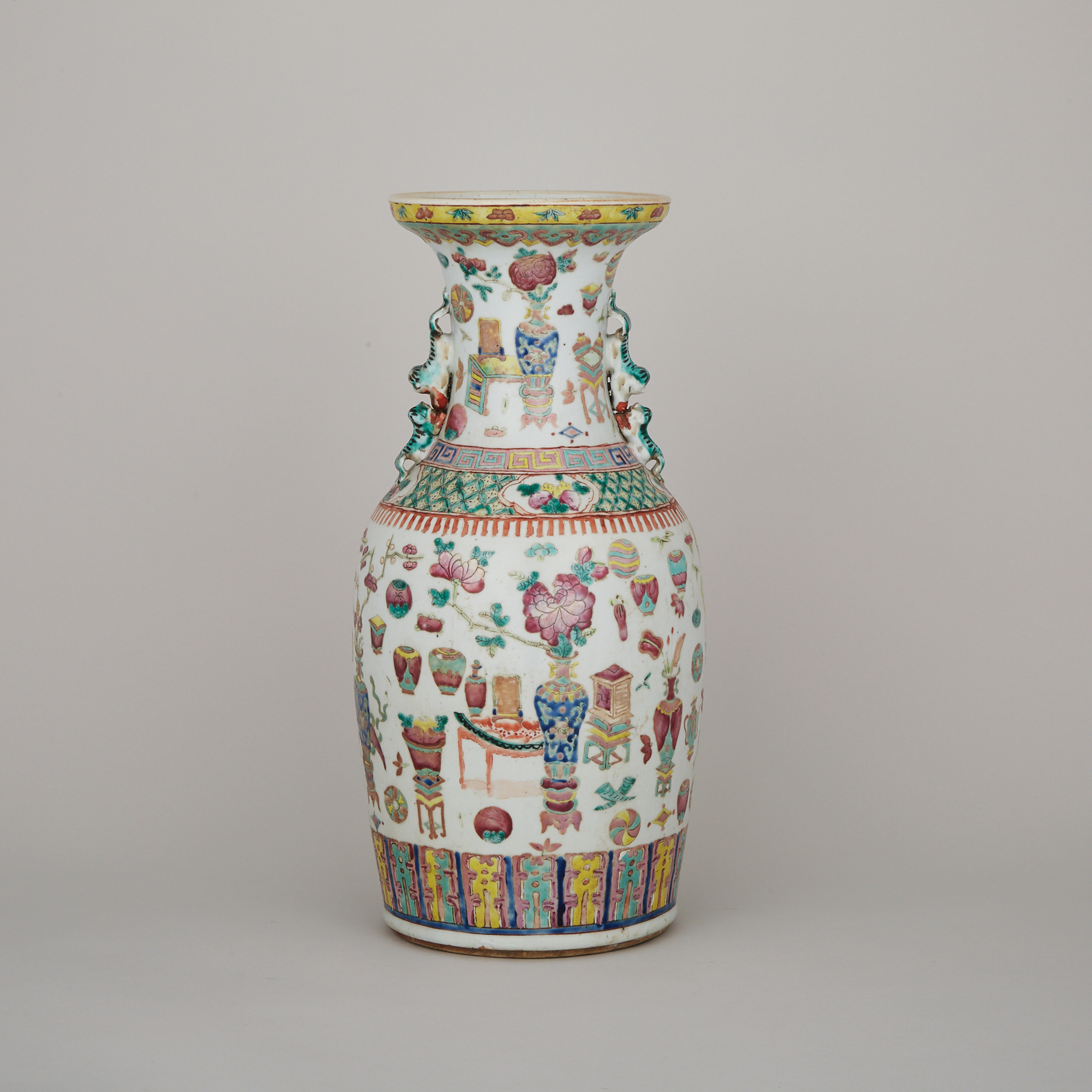An Enamelled ‘Hundred Antiques’ Vase, Early 20th Century