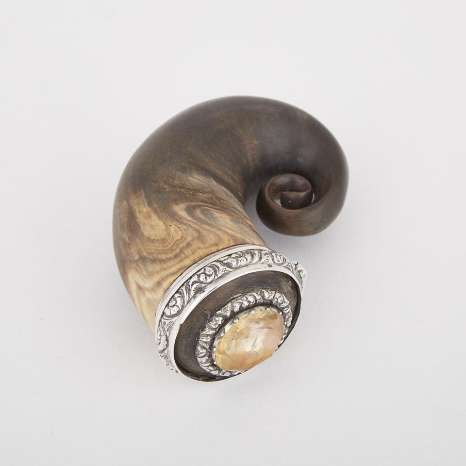 Late Georgian Scottish Silver-Mounted Ram’s Horn Snuff Mull, early 19th century
