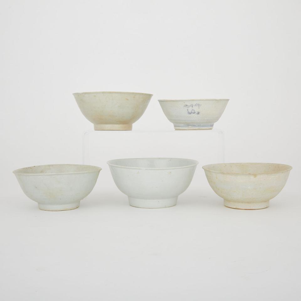 A Group of Five ‘Tek Sing’ Bowls, Circa 1822