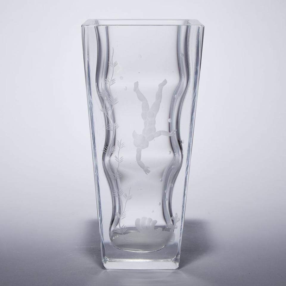 Orrefors Engraved Glass ‘Diver’ Vase, Nils Landberg, mid-20th century