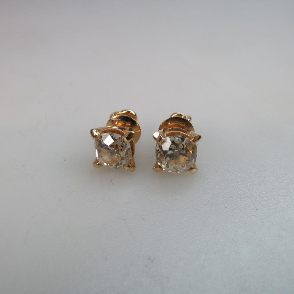 Pair Of 14k Yellow Gold Stud Earrings 