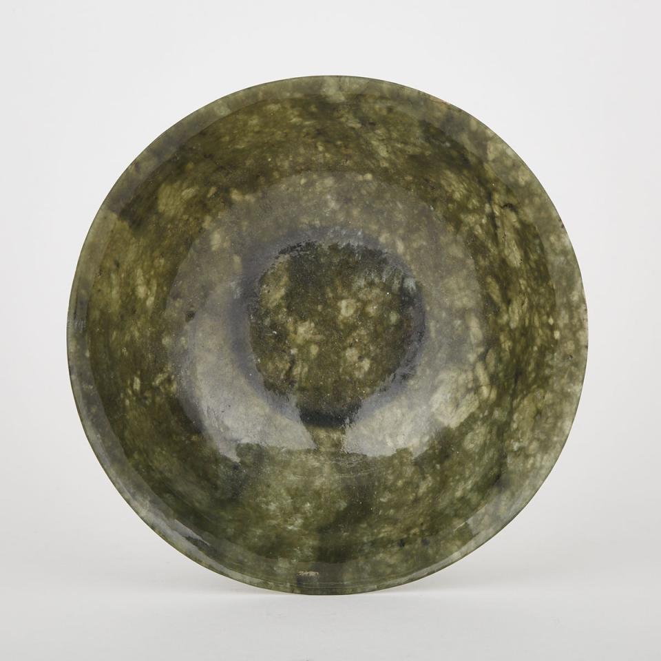 A Large Spinach Green Jade Bowl