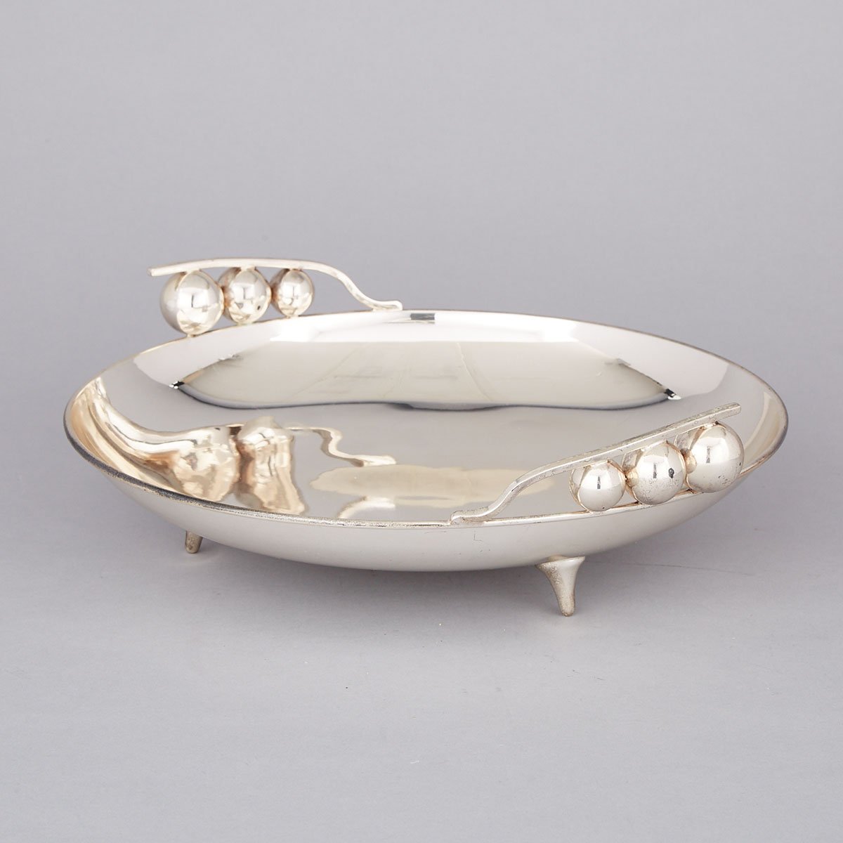 Mexican Modernist Silver Two-Handled Circular Bowl, C. Zurita, Mexico City, 20th century