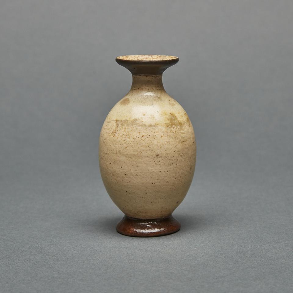 Martin Brothers Stoneware Small Vase, c.1900