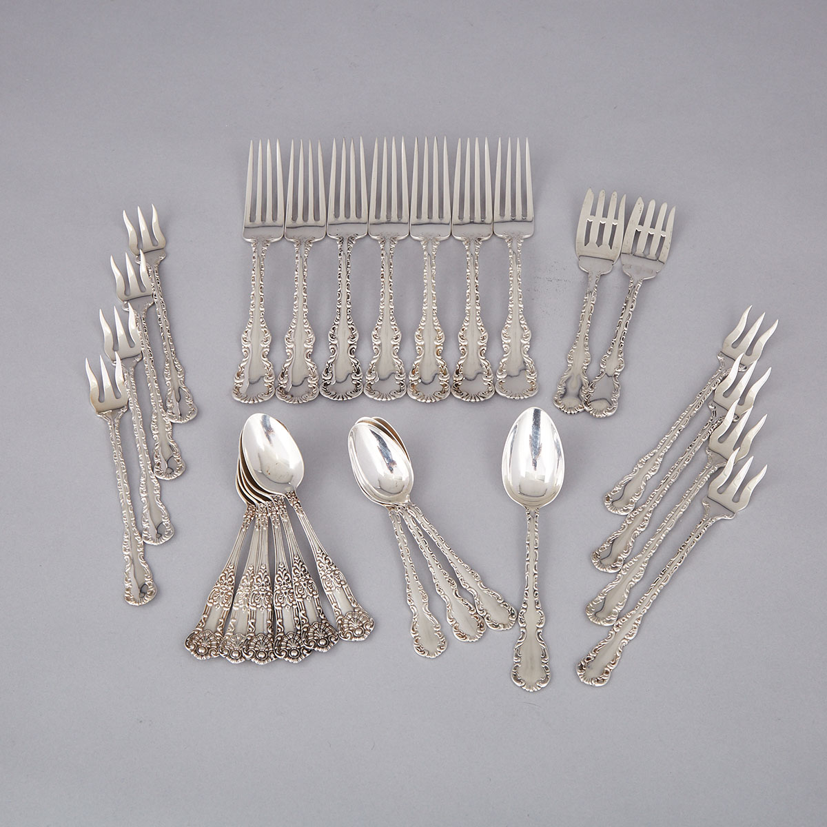Group of Canadian Silver ‘Louis XV’ and ‘Queens’ Pattern Flatware, Roden Bros., Toronto, Ont. and Henry Birks & Sons, Montreal, Que., 20th century