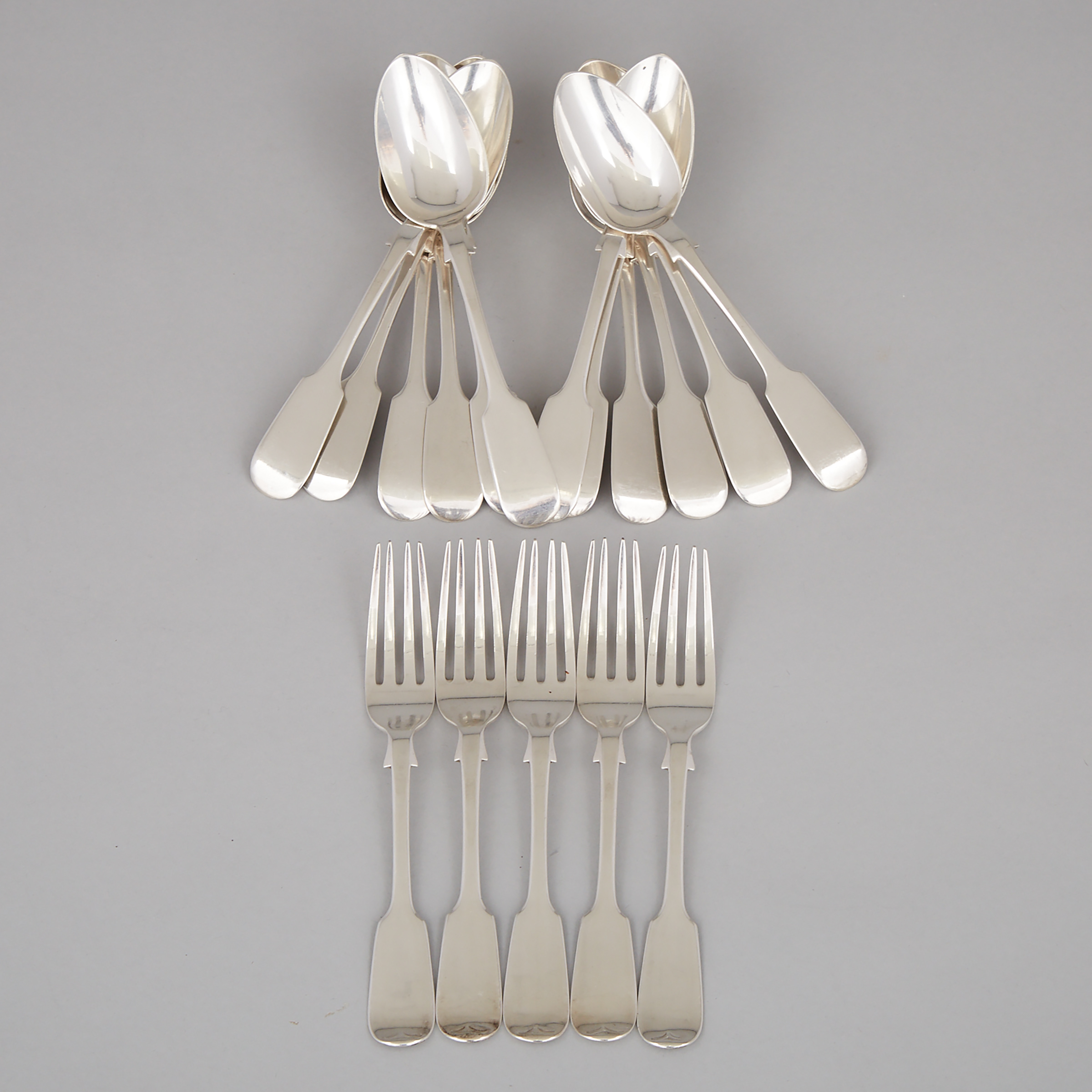 Twelve Canadian Silver Fiddle Pattern Dessert Spoons and Five Dessert Forks, Hendery & Leslie, Montreal, Que., for Canada Mfg. Co., late 19th century