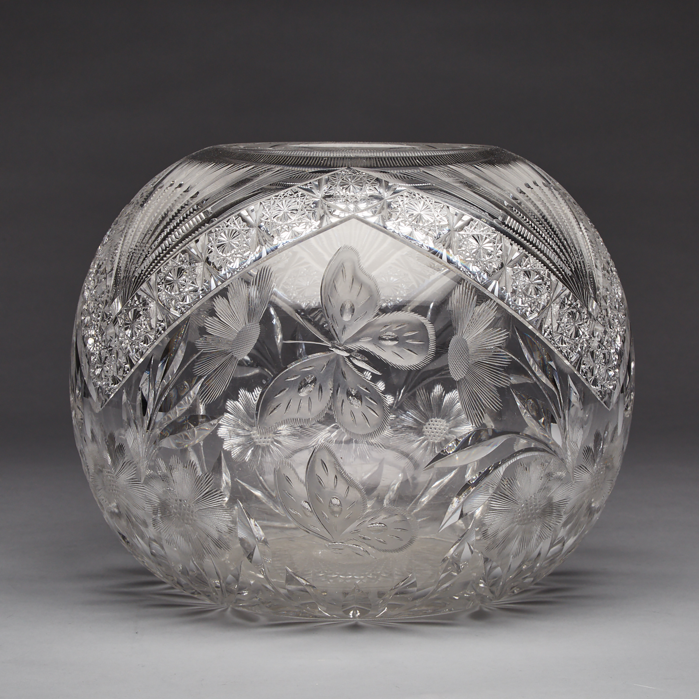 Clapperton Gundy Cut Glass Globular Vase, early 20th century