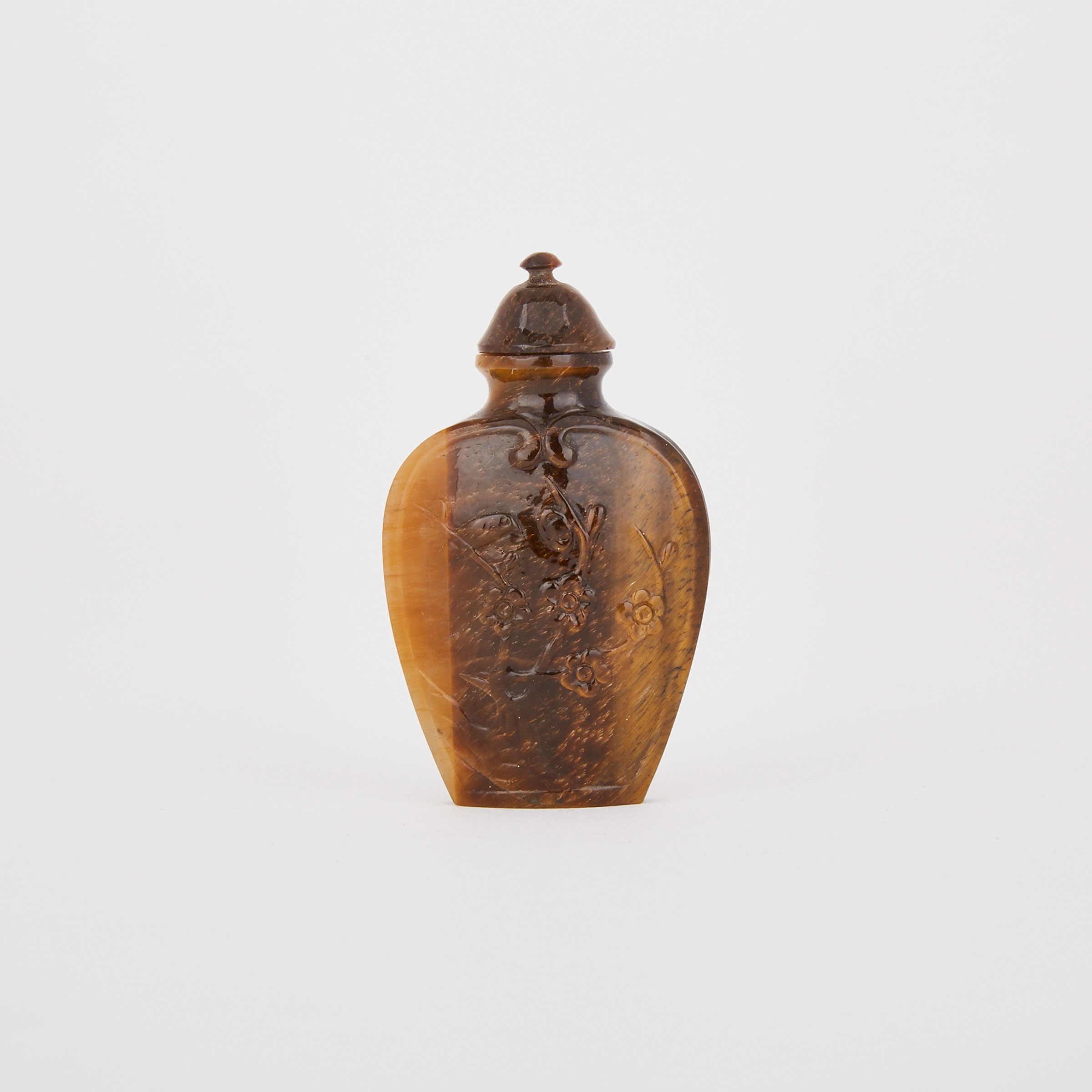 A Tiger’s Eye Agate Carved Snuff Bottle, 19th Century