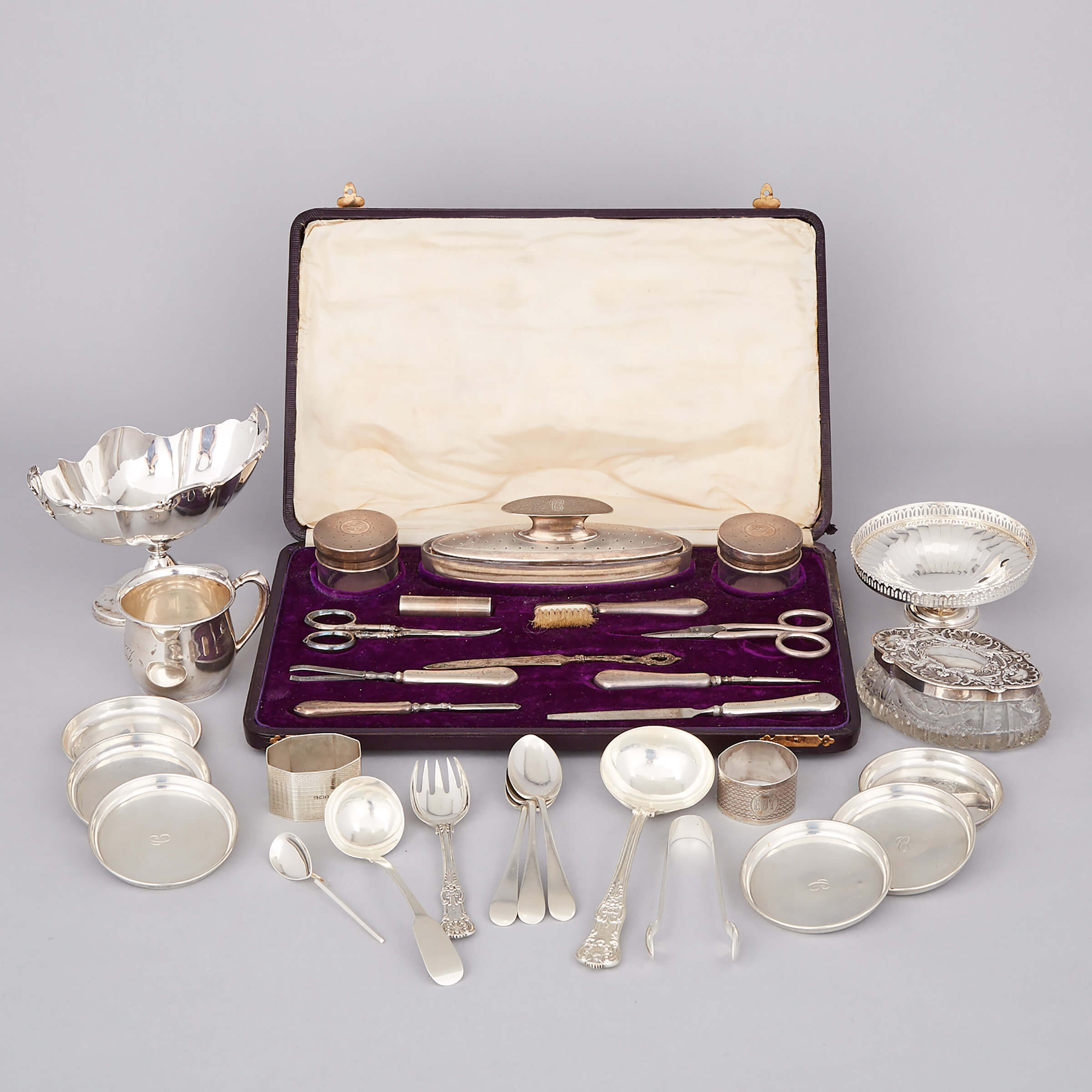Group of Mainly English and North American Silver, 19th/20th century