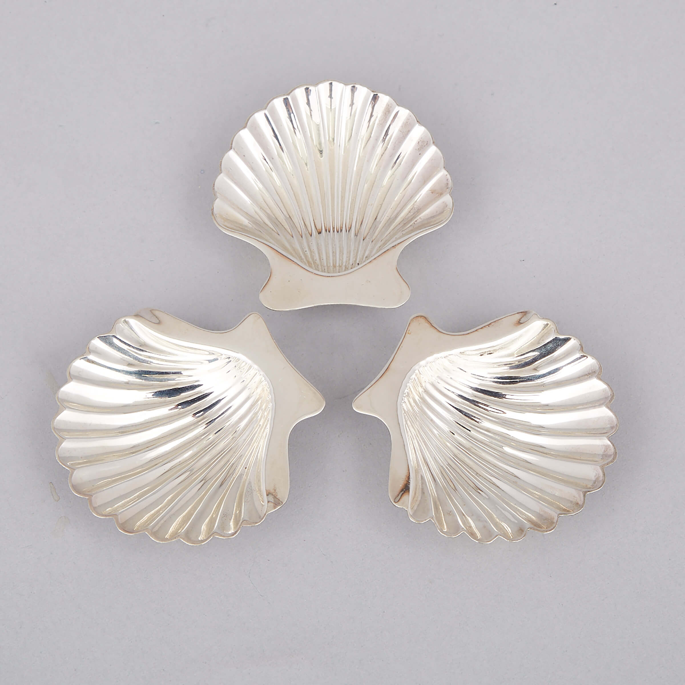 Three American Silver Small Shell Dishes, Tiffany & Co., New York, N.Y., 20th century