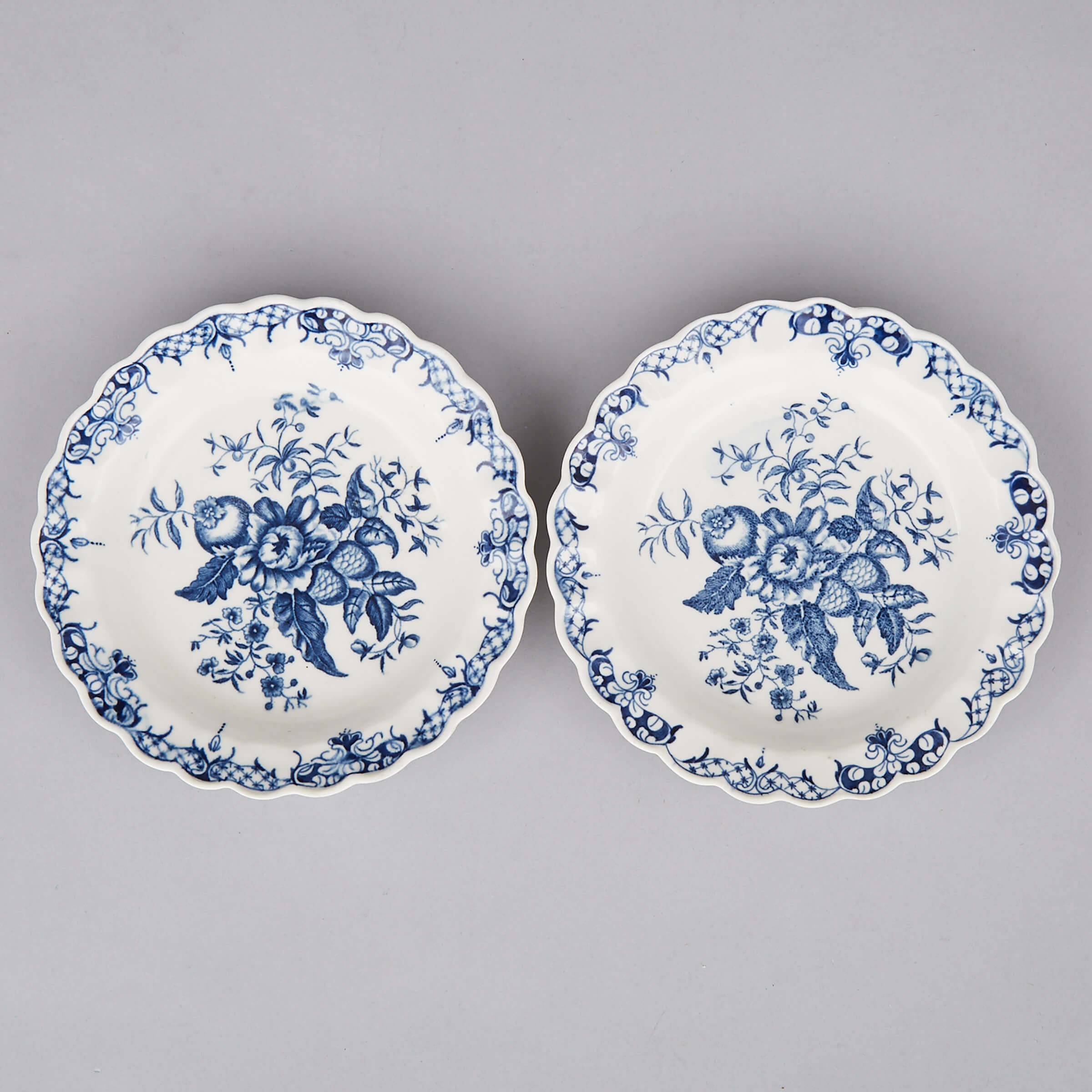 Pair of Worcester ‘Pine Cone’ Pattern Small Dishes, c.1770-85