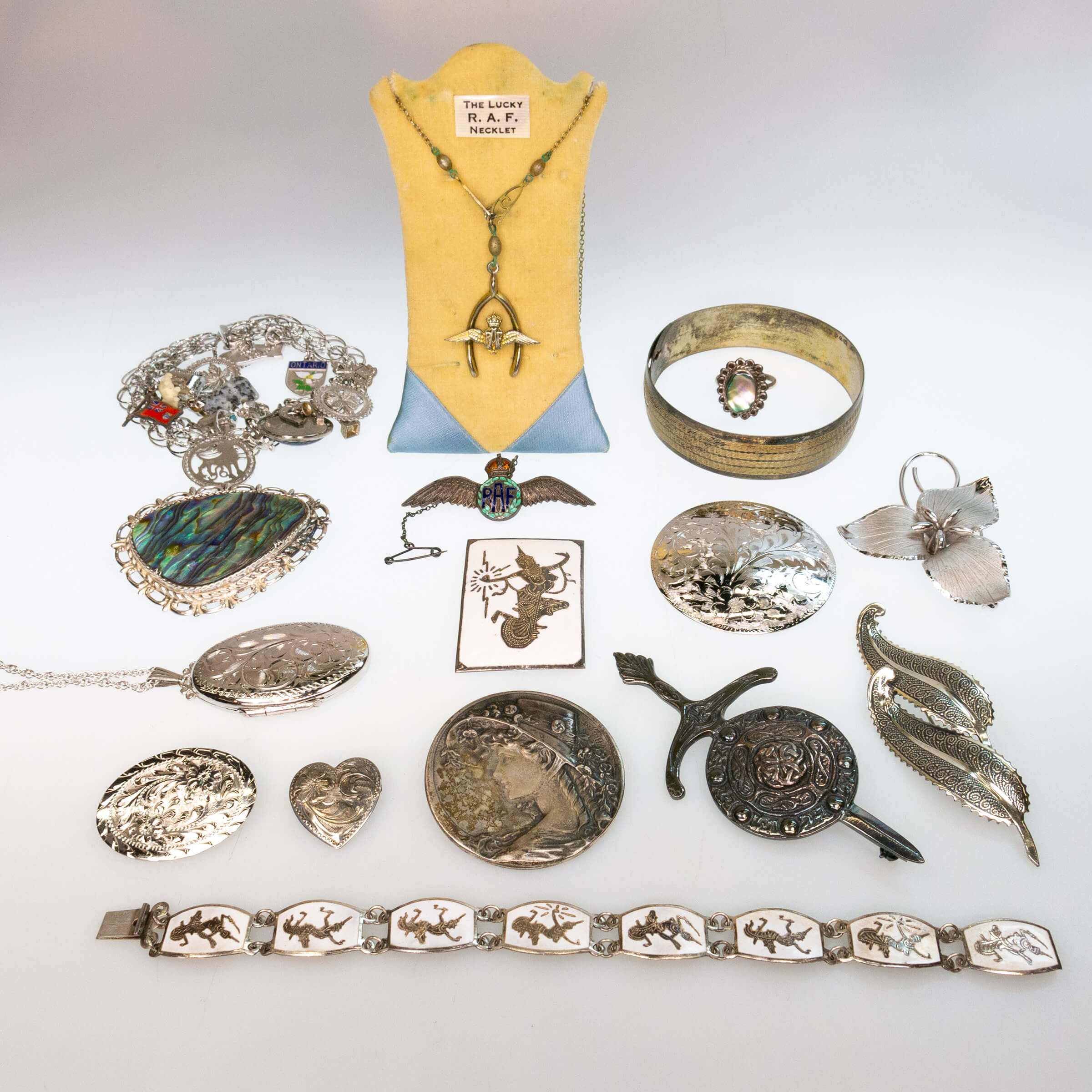 Small Quantity Of Various Silver Jewellery