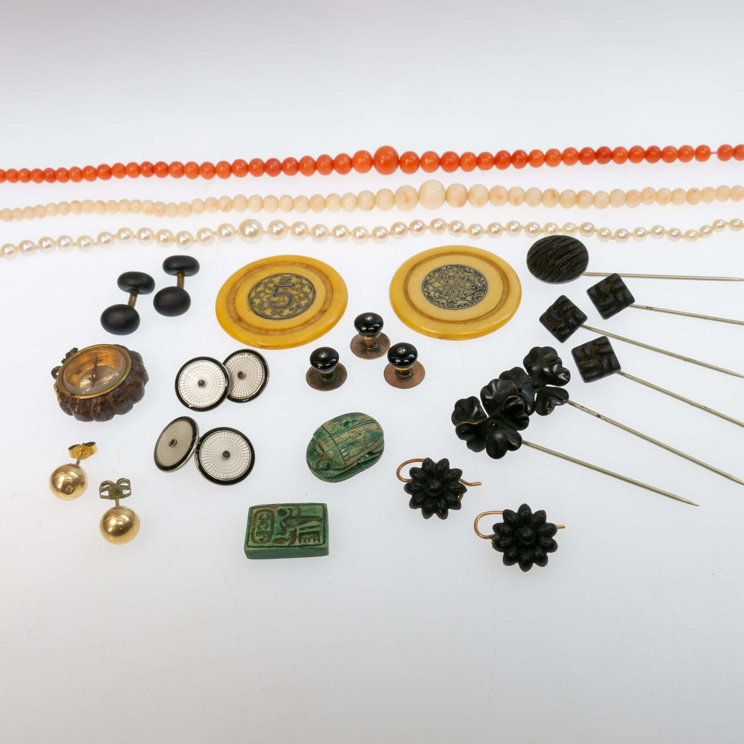 Small Quantity Of Various Jewellery, Etc