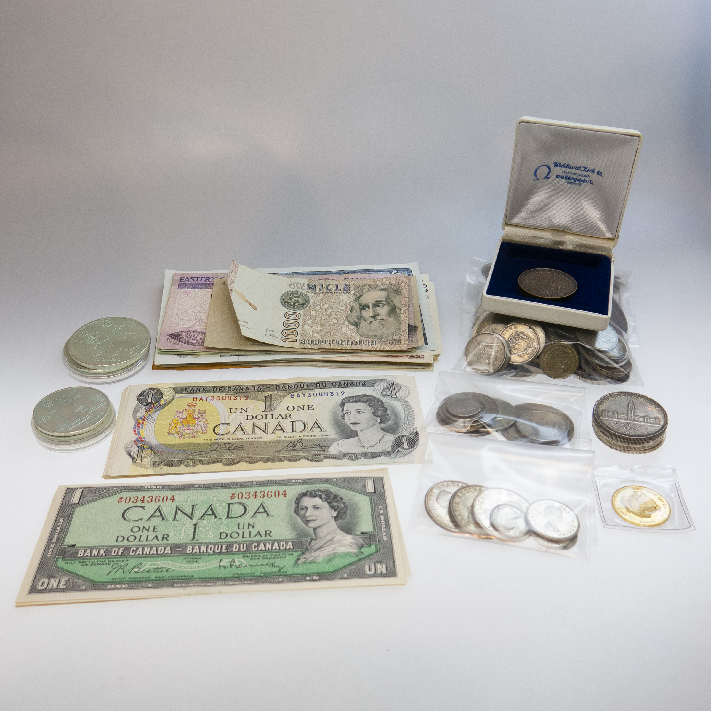 Small Quantity Of Canadian, American And Foreign Coins And Bank Notes