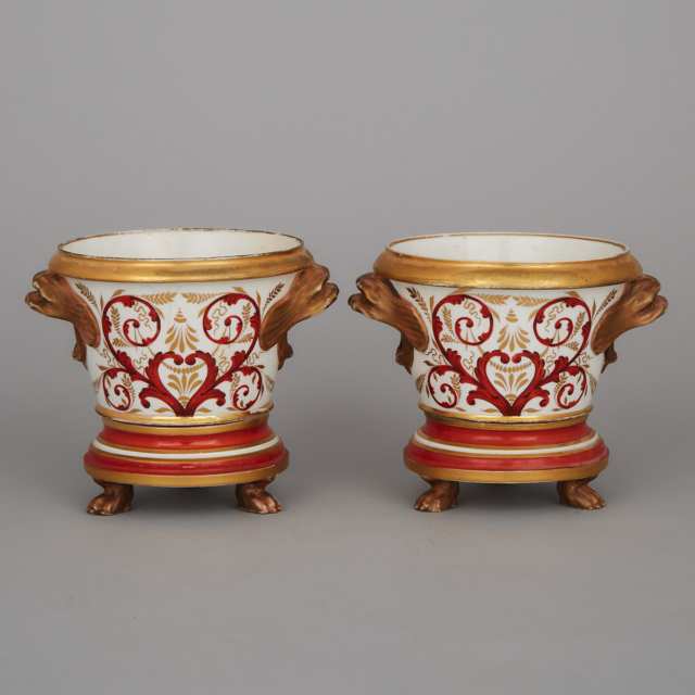 Pair of English Porcelain Cachepots and Stands, early 19th century