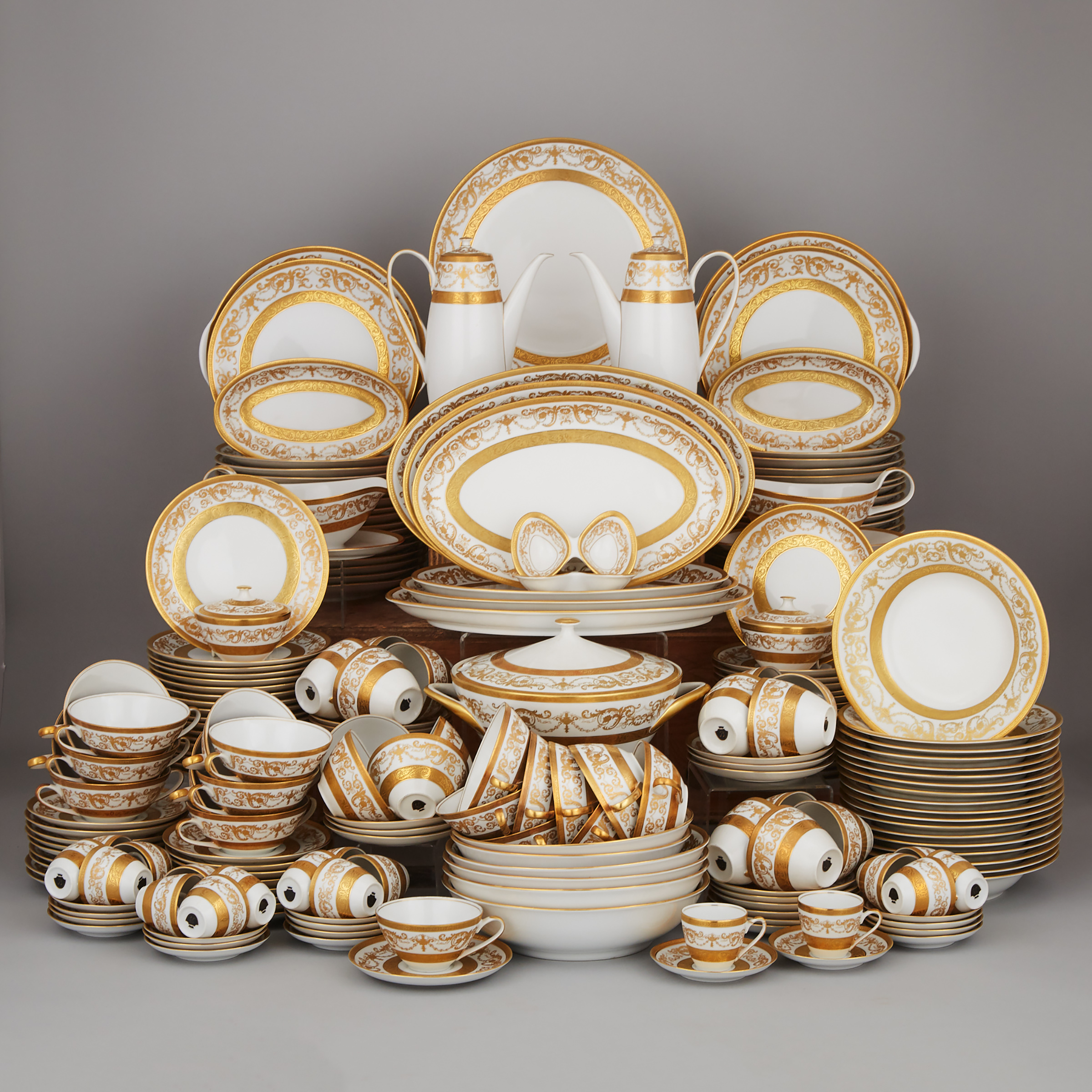 Bohemia Porcelaine De Luxe Gilt Decorated Service, 20th century