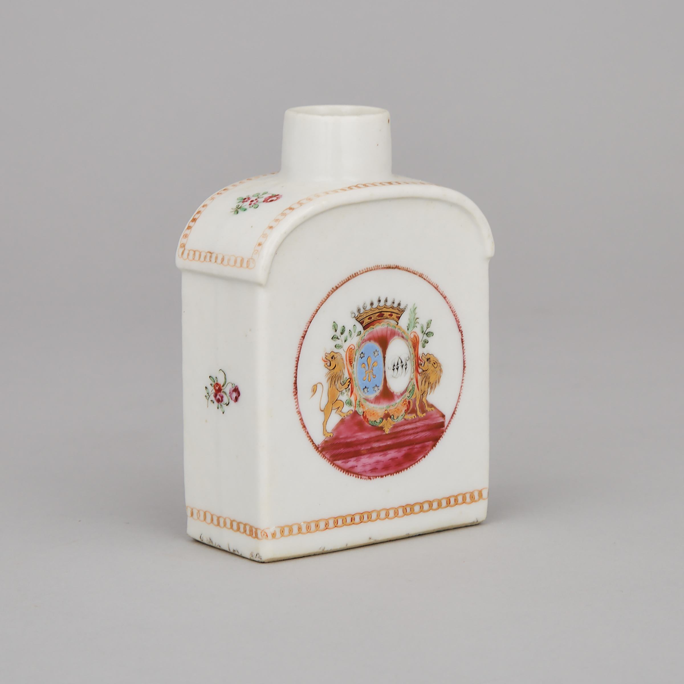 Chinese Export Porcelain Armorial Tea Canister, late 18th century