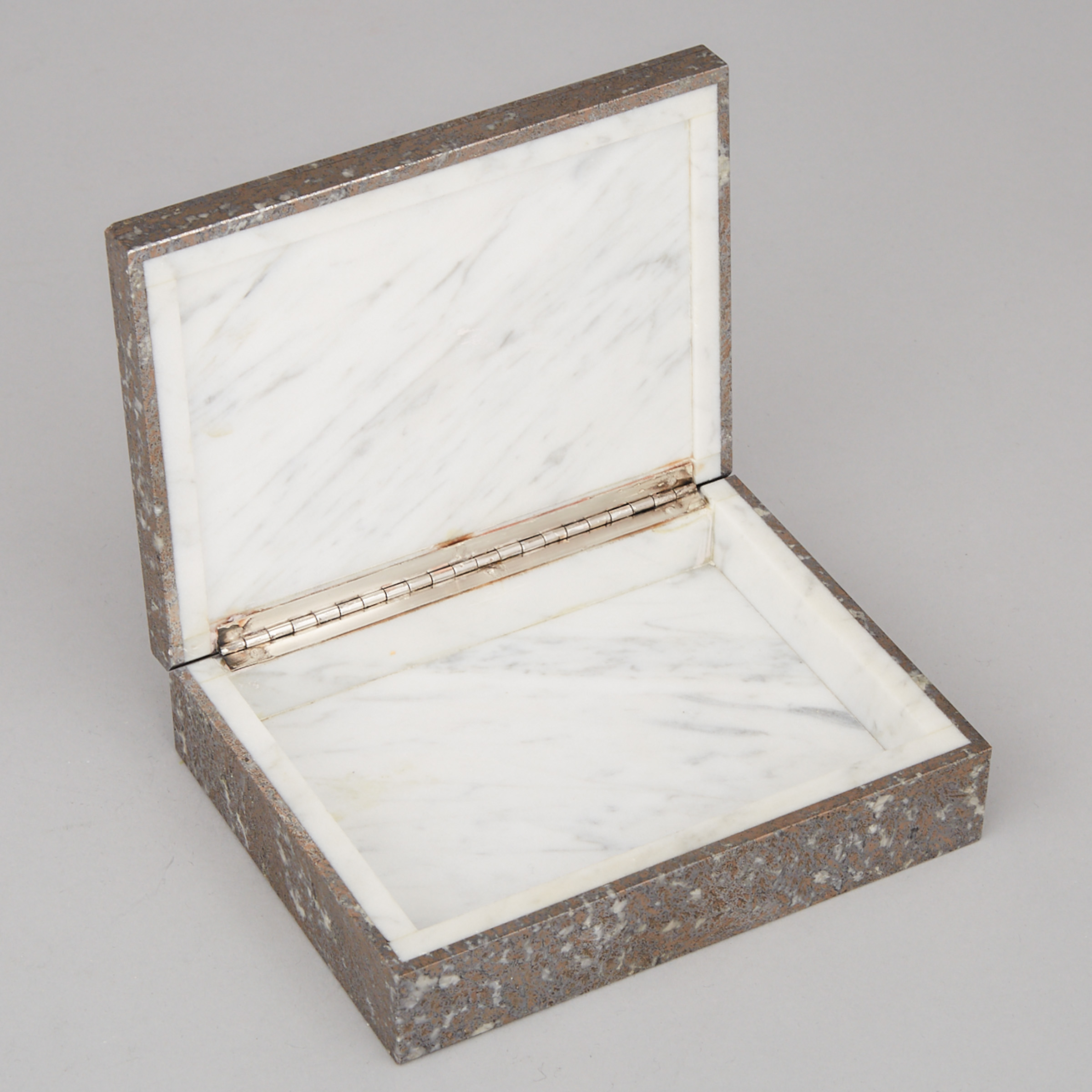 Dendritic Mineral Crystalline Dresser Box, 20th centuruy